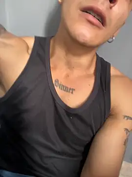 Leo santoro online show from 09-30-25, 02:11