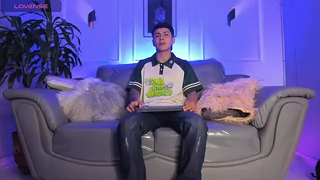 Leo santoro online show from 02-19-26, 01:18