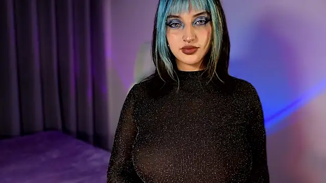 Snapshot of Blueee_cat chatting on 03-01-26, 07:32 Blueee cat online show from 03-01-26, 07:32