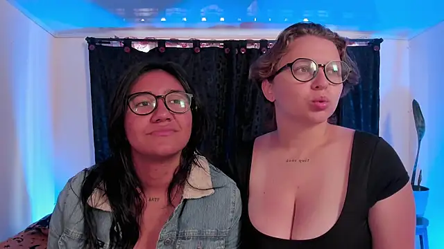 CrazyCakes  online show from 04-10-26, 04:01