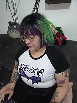 XxGreenGoodxX online show from 07-10-26, 06:32