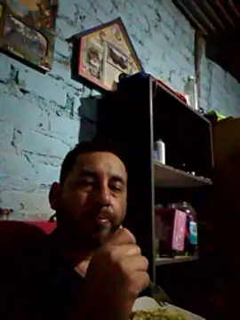 Snapshot of Lujor chatting on 05-27-26, 01:57 Lujor online show from 05-27-26, 01:57