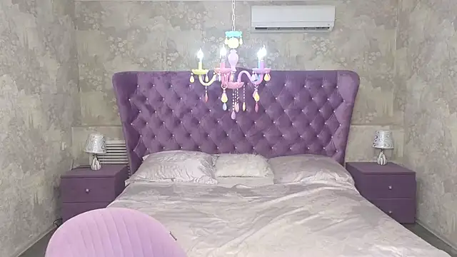 Snapshot of Wendy_Waves chatting on 11-15-25, 11:07 Wendy Waves online show from 11-15-25, 11:07