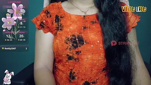 Snapshot of megHana_teLugGu chatting on 09-09-25, 05:45 megHana teLugGu online show from 09-09-25, 05:45