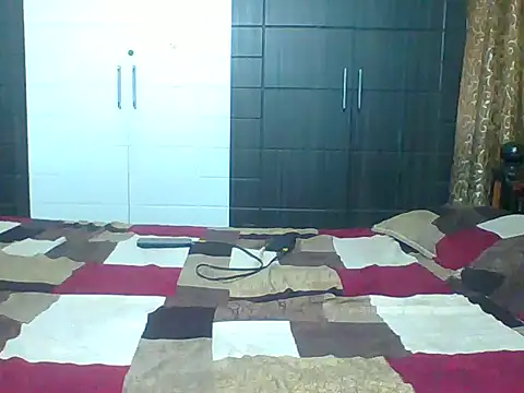 Snapshot of Naughty_Boy_Telugu chatting on 11-29-25, 08:50 Naughty Boy Telugu online show from 11-29-25, 08:50