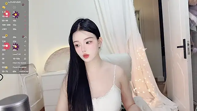 MM-feifei online show from 09-24-25, 04:10