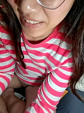 Snapshot of hihiakiko chatting on 02-11-26, 02:55 hihiakiko online show from 02-11-26, 02:55