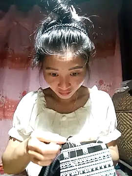 Phuongphuongg online show from 09-27-25, 02:11