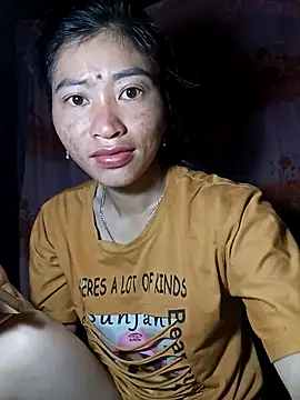 Phuongphuongg online show from 10-13-25, 10:32