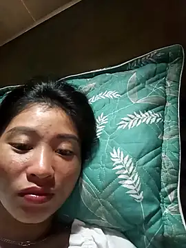 Phuongphuongg online show from 10-19-25, 01:01