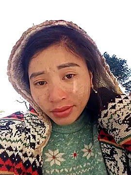 Phuongphuongg online show from 11-30-25, 08:18