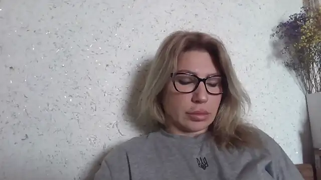 fox red lady7 online show from 03-07-26, 07:16