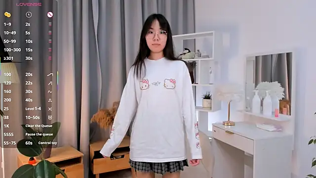 UdelaDodson online show from 11-14-25, 01:04