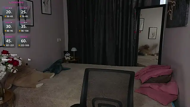 MollyBaby online show from 06-18-26, 01:59