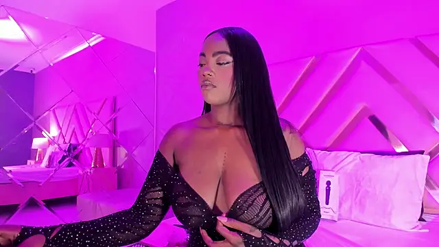 Snapshot of ReinaMiah chatting on 09-09-25, 03:50 ReinaMiah online show from 09-09-25, 03:50