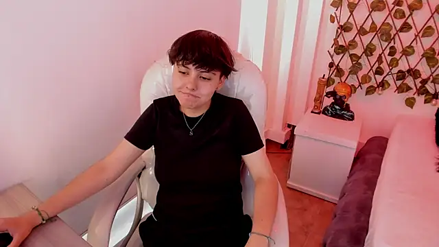 Nathaly ds online show from 12-16-25, 07:08