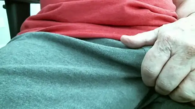 nikgurthaz online show from 04-12-26, 06:02