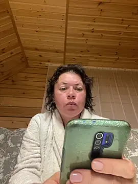 Snapshot of Kiravix chatting on 09-14-25, 05:34 Kiravix online show from 09-14-25, 05:34