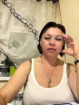 Snapshot of Kiravix chatting on 10-02-25, 05:42 Kiravix online show from 10-02-25, 05:42