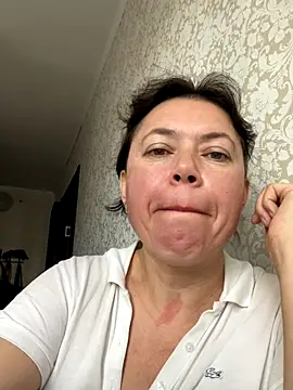 Snapshot of Kiravix chatting on 11-03-25, 07:53 Kiravix online show from 11-03-25, 07:53