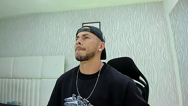 dylan jacobx online show from 12-17-25, 02:28