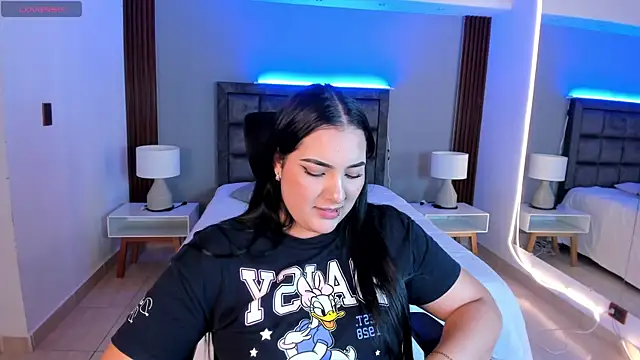 sofiacaramel online show from 12-01-25, 04:12