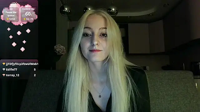 white liillyy online show from 09-20-25, 10:55