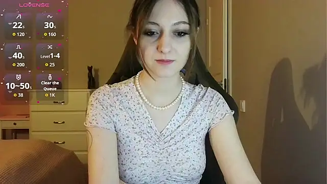white liillyy online show from 06-01-26, 09:38