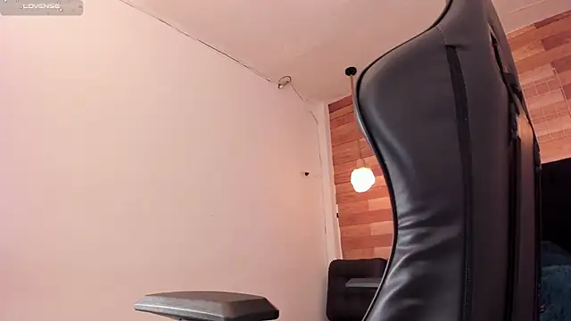 Emily brown04 online show from 01-09-26, 11:13