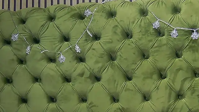 LunaHart online show from 01-15-26, 01:48