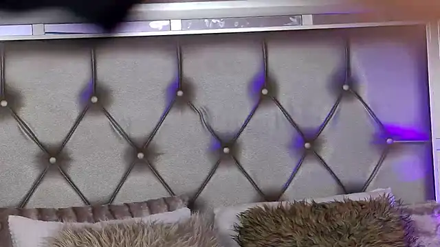 LunaHart online show from 03-24-26, 05:12