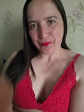 Snapshot of EvelinCutex chatting on 05-18-26, 07:03 EvelinCutex online show from 05-18-26, 07:03