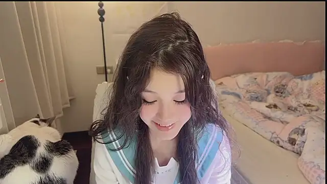 Snapshot of FuFu-puff chatting on 12-02-25, 04:02 FuFu-puff online show from 12-02-25, 04:02