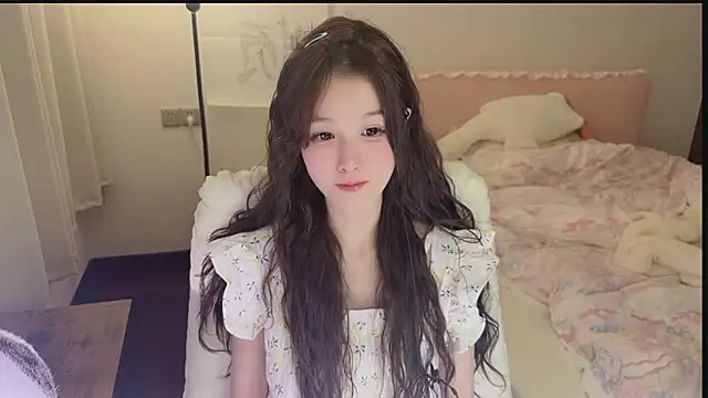 Snapshot of FuFu-puff chatting on 12-16-25, 09:09 FuFu-puff online show from 12-16-25, 09:09