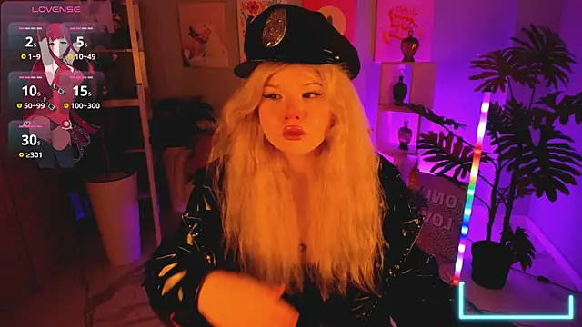 LilithNelson online show from 10-28-25, 05:59