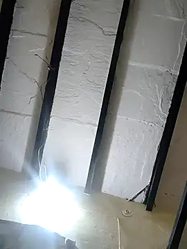 RAYI Queen 2 online show from 12-21-25, 05:20