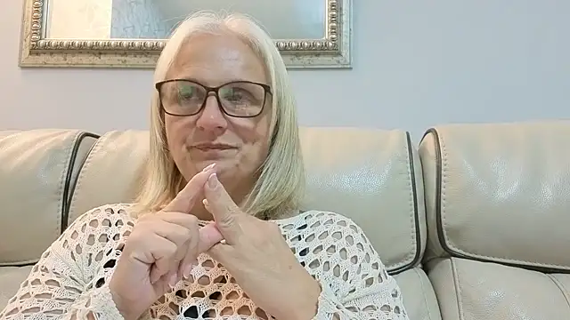 Velvet-Secrets online show from 09-20-25, 09:38