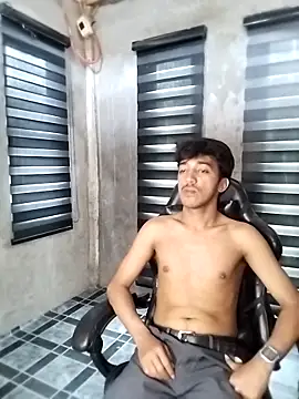 RowyCam online show from 02-06-26, 04:50