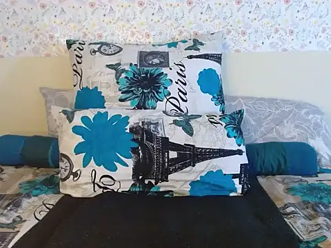 Snapshot of AfricanDoll15 chatting on 10-09-25, 08:07 AfricanDoll15 online show from 10-09-25, 08:07