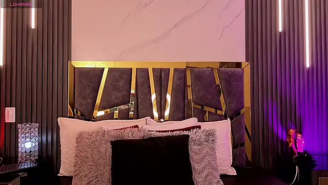 ScarletTorres online show from 04-21-26, 01:42