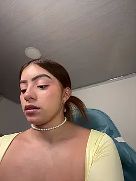Melissa coll online show from 05-12-26, 11:13