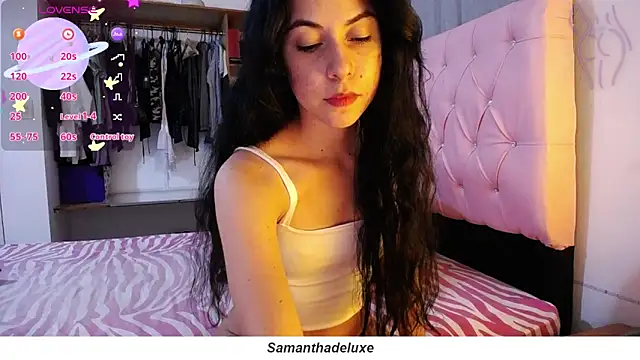 Snapshot of samanthadeluxe1 chatting on 02-10-26, 10:47 samanthadeluxe1 online show from 02-10-26, 10:47
