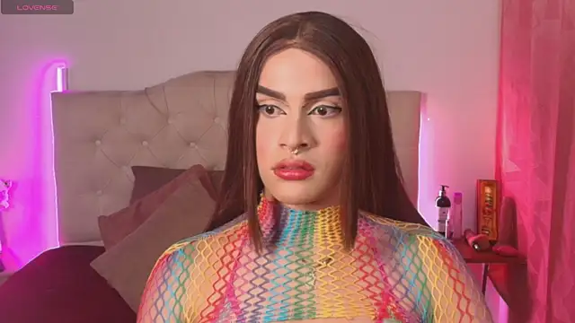 lailahdark online show from 11-14-25, 04:00