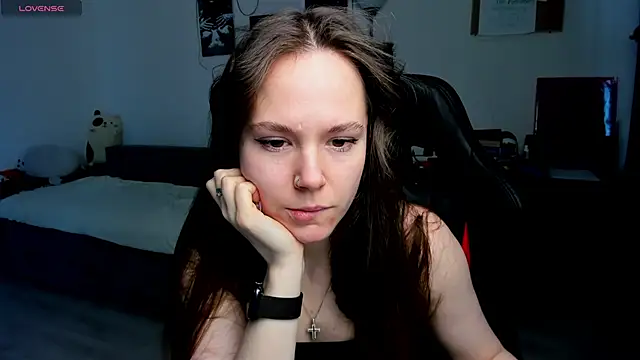 cute little ass online show from 03-10-26, 04:06