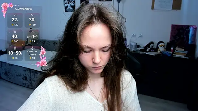 cute little ass online show from 03-31-26, 09:53