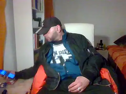 Snapshot of SmokedAlloy2 chatting on 03-22-26, 11:19 SmokedAlloy2 online show from 03-22-26, 11:19