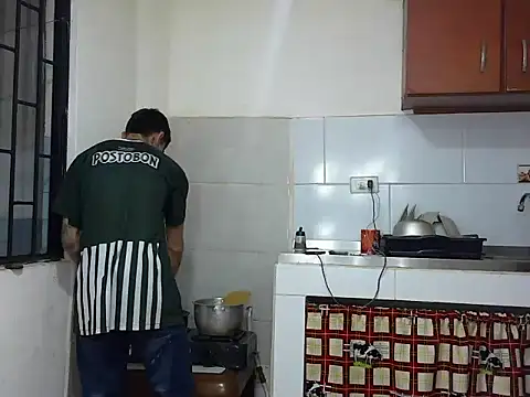 MeganAndMaxxh online show from 11-12-25, 01:17