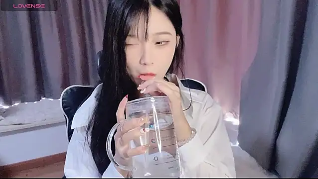 Cicicici-cc online show from 10-24-25, 02:41