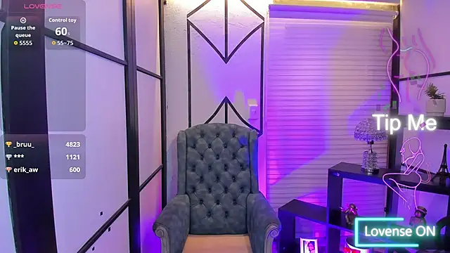 NahomiRichards  online show from 12-04-25, 05:28