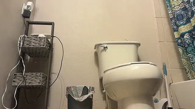 Snapshot of bearcub300 chatting on 11-13-25, 03:55 bearcub300 online show from 11-13-25, 03:55